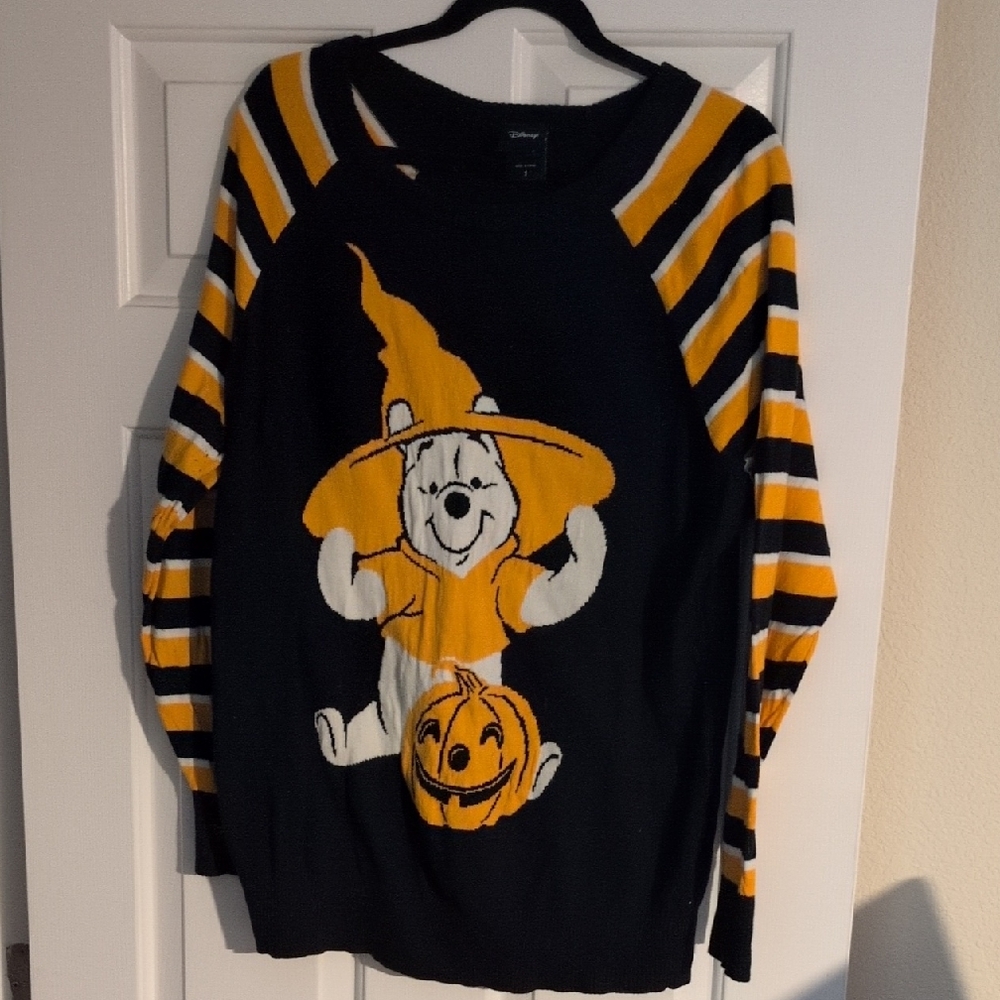 Disney Black & Yellow Winnie the Pooh Halloween Sweater Torrid